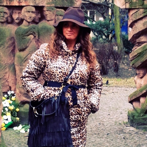 d4e7c138a23f11e382c20a843c9fae85_8