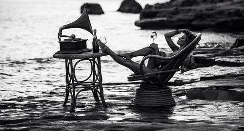 1474596_787655081260115_118353631_n